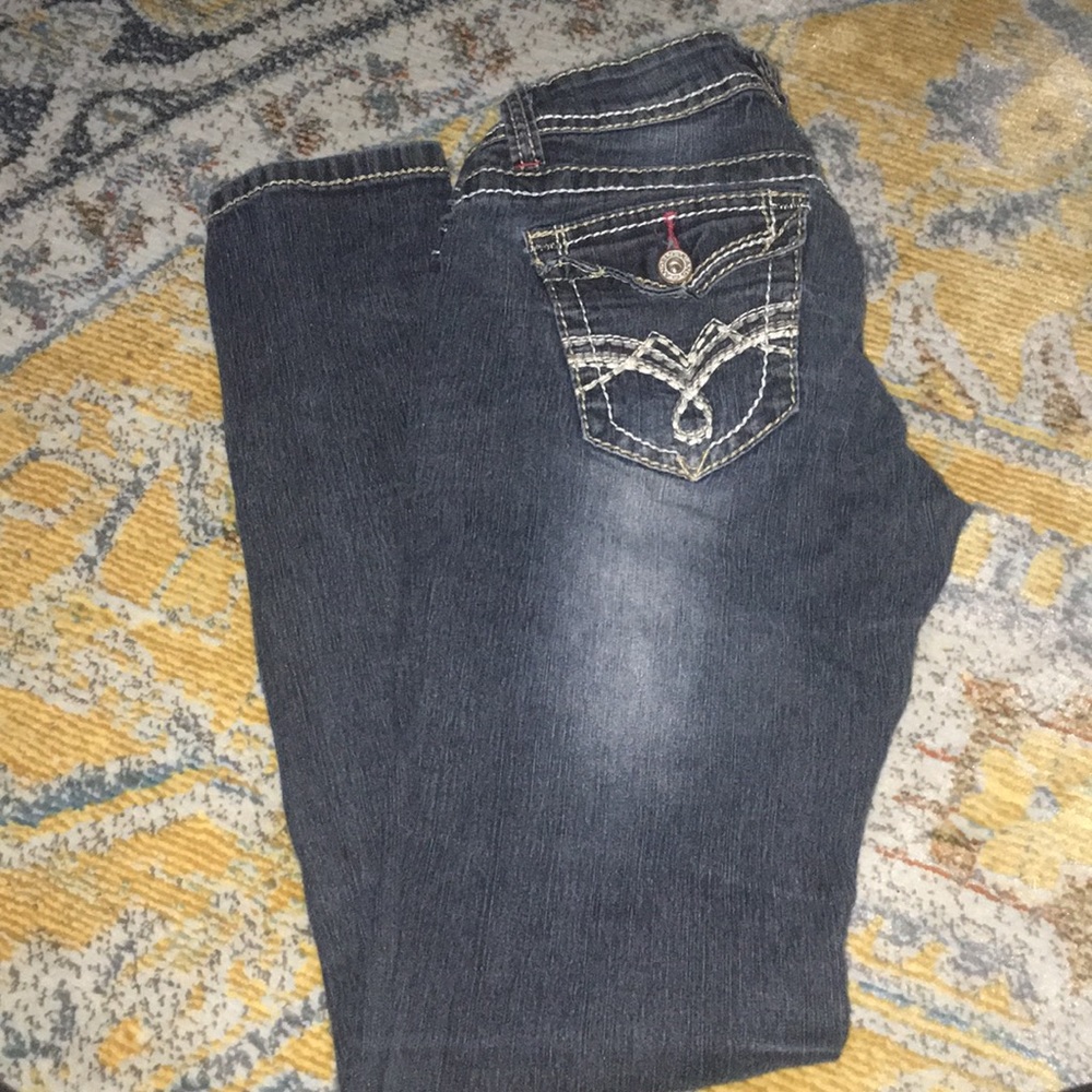 Low rise Skinny jeans.